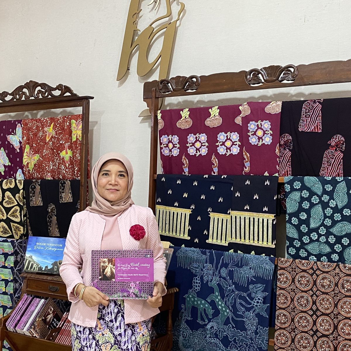 Galeri dan proses membatik di Handayani Geulis Batik Bogor